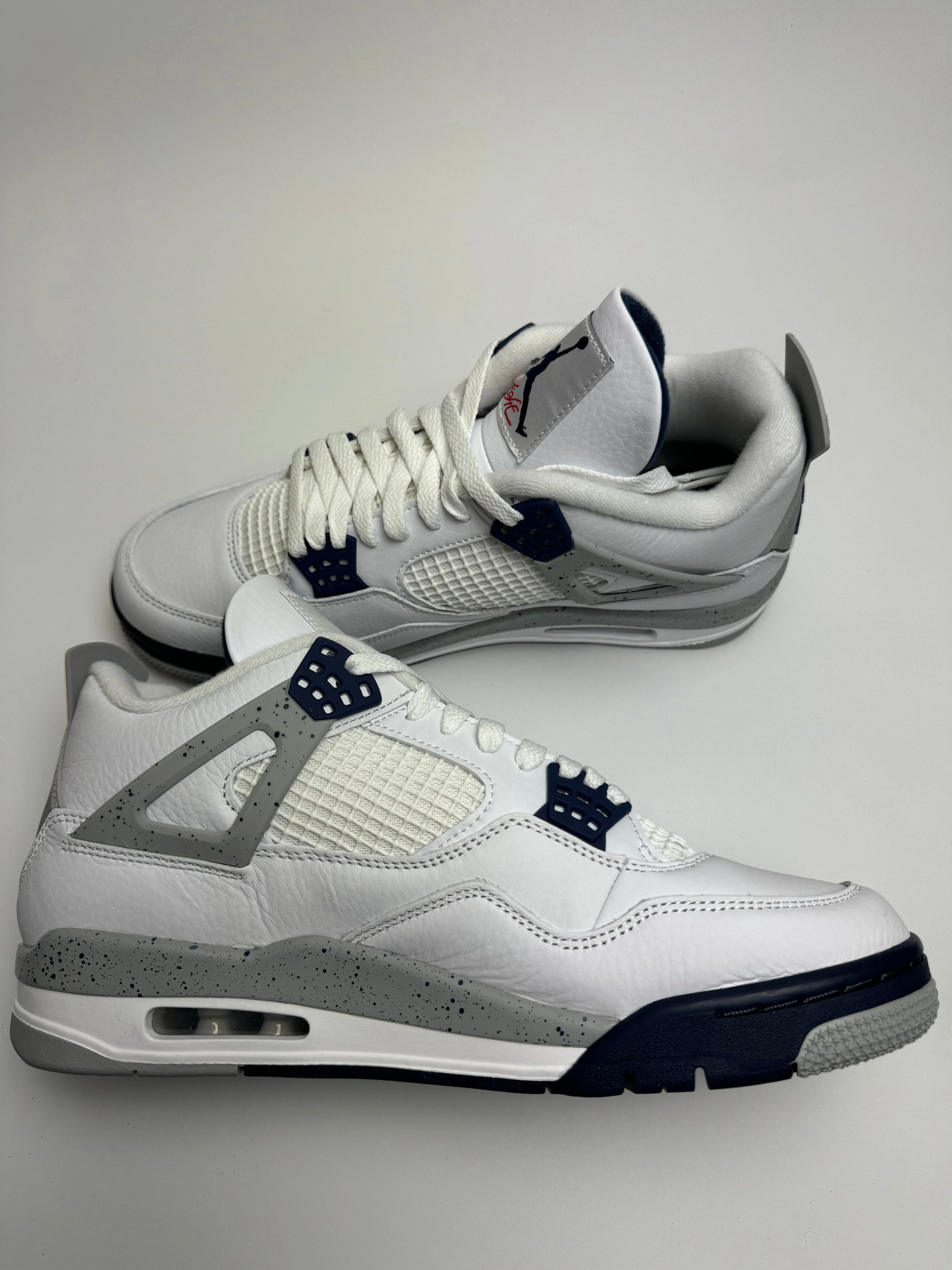 Air Jordan 4 "Midnight Navy"